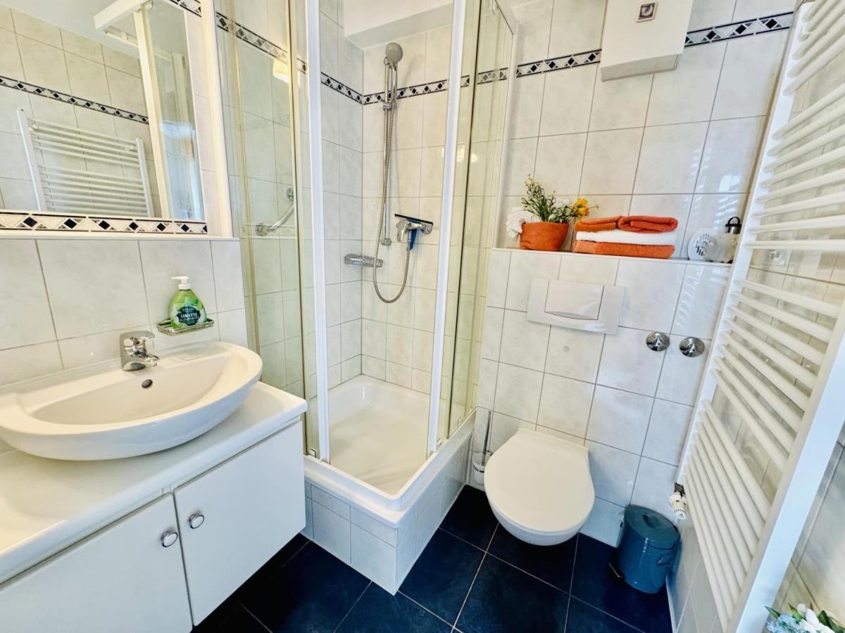 Haus Vier Freunde, Gabor Apartment Росток Екстериор снимка